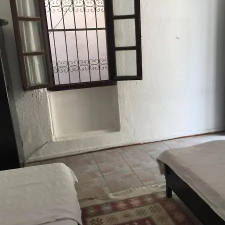 New Sedan Quarto em Acomodações Particulares