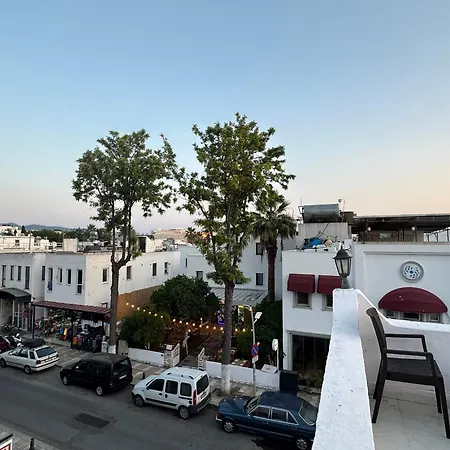 New Sedan Hotel