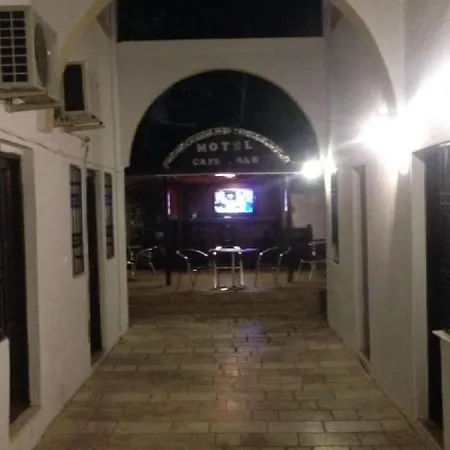 New Sedan Hotel